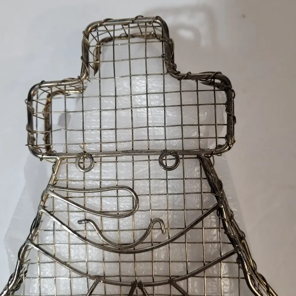 Charming Wired Metal Snowman Basket - Festive Home Decor